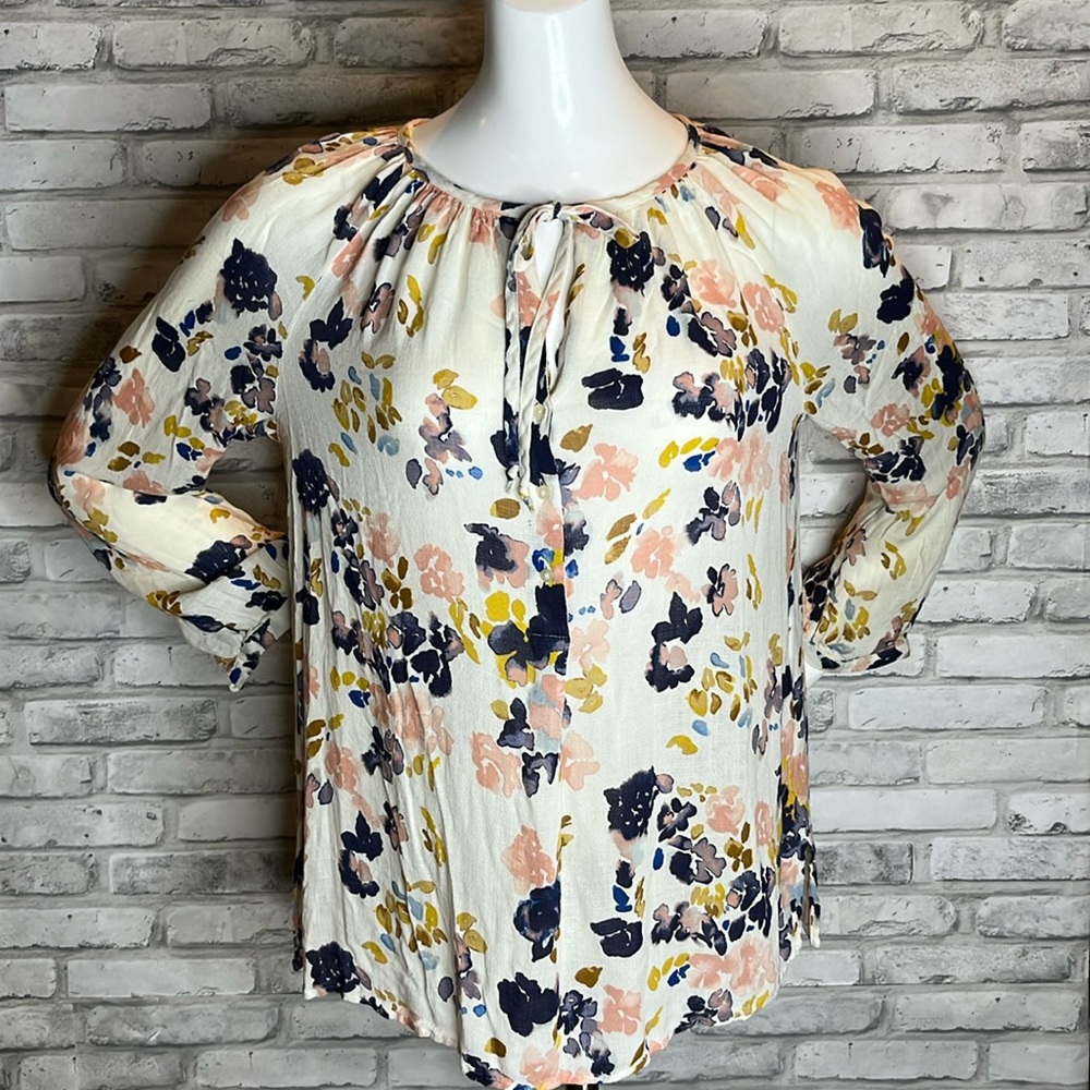 Lucky Brand rayon floral tunic top M blue white gold pink shirt blouse